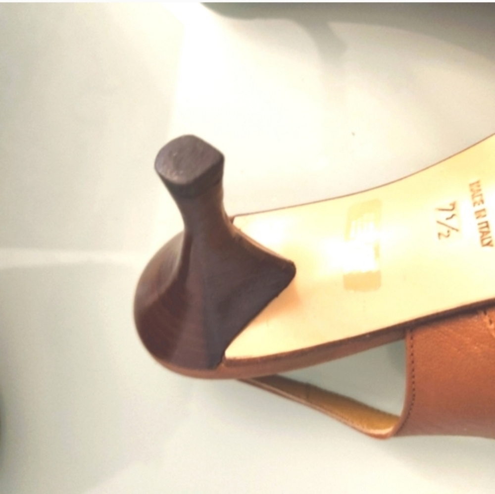 Kenneth Cole Heels Great Conditions 🥰😍🤩 - Picture 3 of 5